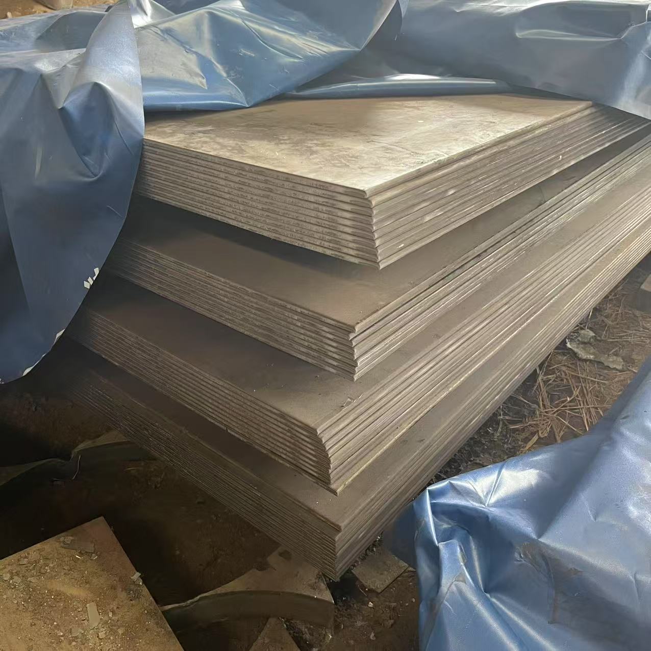 Weathering plates